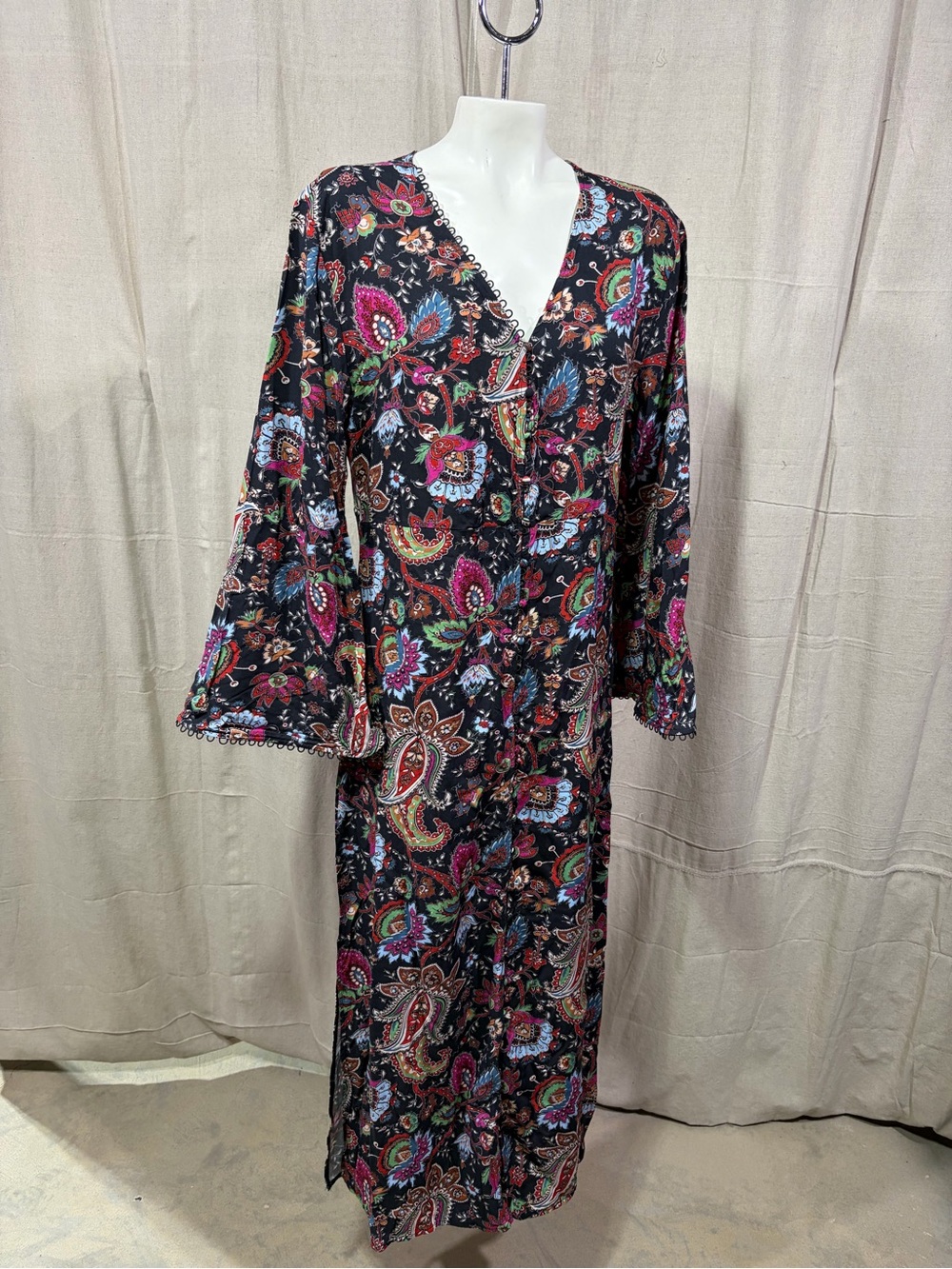 Padma x Bare Necessities Kashmir Paisley Cover-up